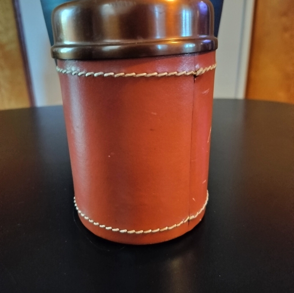 Rare find Leather bound Duk-it - Picture 3 of 6